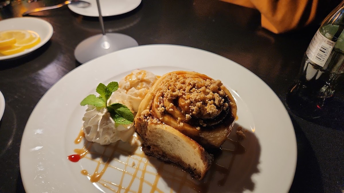 Cafe Premiata — Restaurant